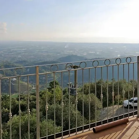 فيلة Martina Pietrasanta Vitoio (Pietrasanta)